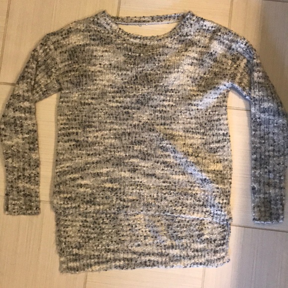 Sweater - Picture 4 of 6